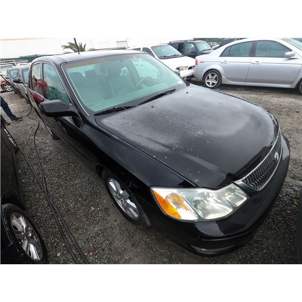 TOYOTA AVALON 2002 ADT-DONATION