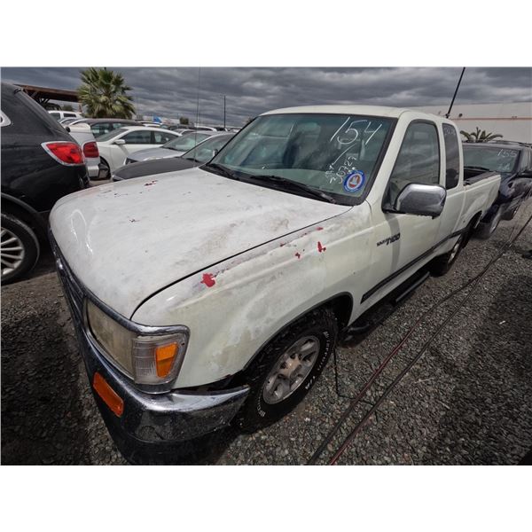 TOYOTA T100 1997 SALV T/DONATION