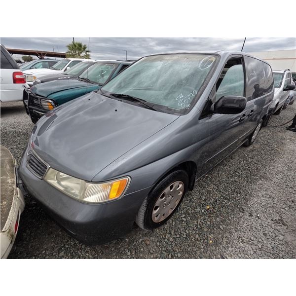 HONDA ODYSSEY 2001 SALV T/DONATION