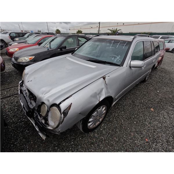 MERCEDES E CLASS 2002 O/S T-DONATION