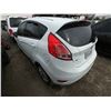 Image 4 : FORD FIESTA 2014 T