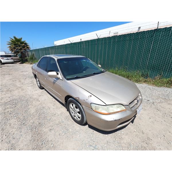 HONDA ACCORD 2001 SALV/T