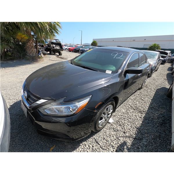 NISSAN ALTIMA 2016 SALV/T