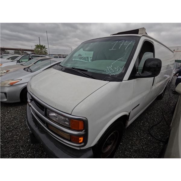 CHEV EXPRESS 2000 ADT-DONATION