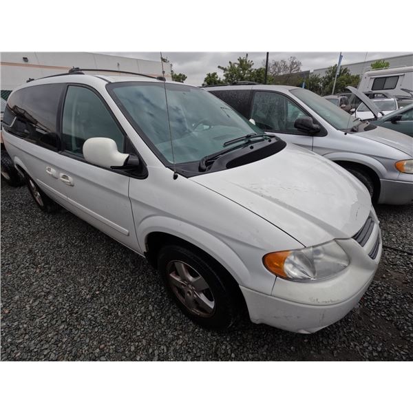 DODGE GR CARAVAN 2005 T-DONATION