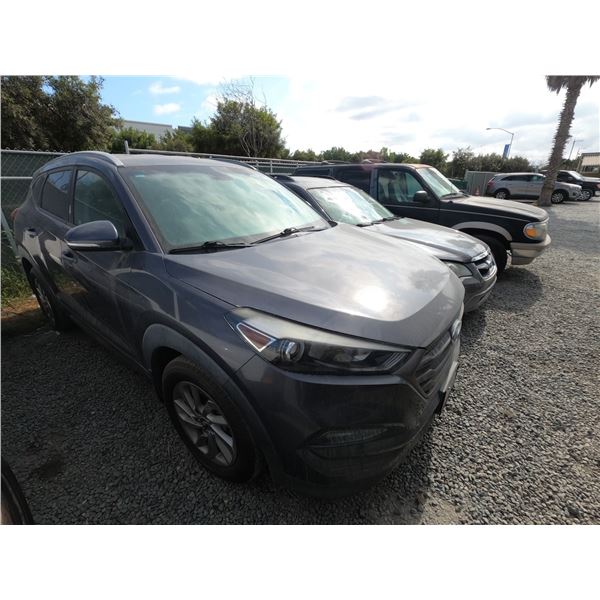 HYUNDAI TUCSON 2016 T