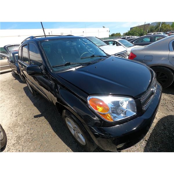 TOYOTA RAV4 2004 O/S T-DONATION