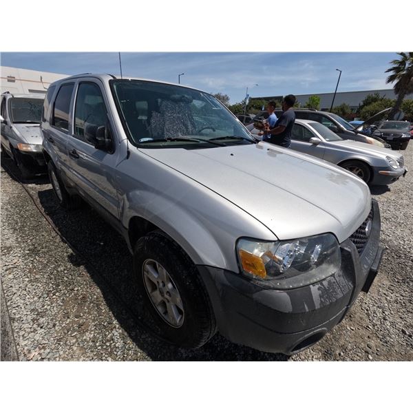 FORD ESCAPE 2005 T-DONATION