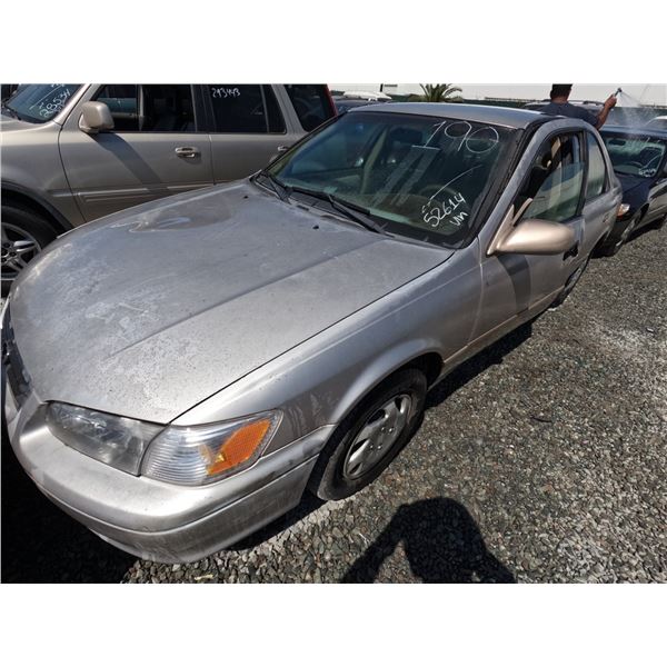 TOYOTA CAMRY 2000 T-DONATION