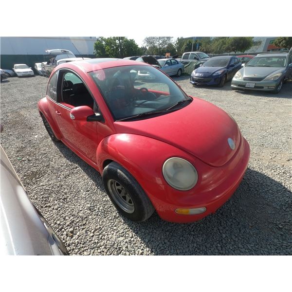 VOLKS BEETLE 2003 T