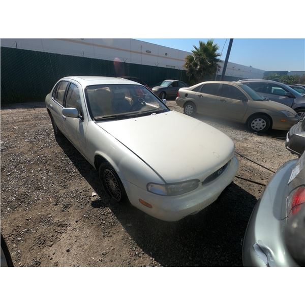 INFINITI J30 1994 T-DONATION