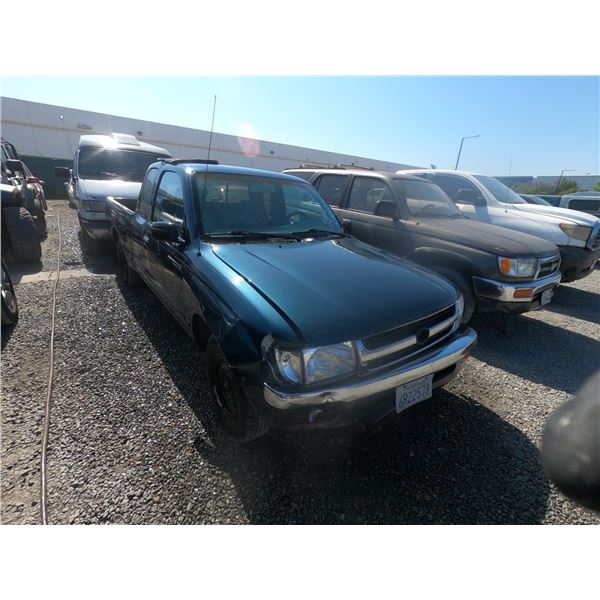 TOYOTA TACOMA 1998 T-DONATION