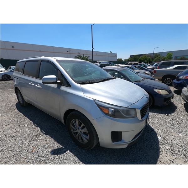 KIA SEDONA 2015 T