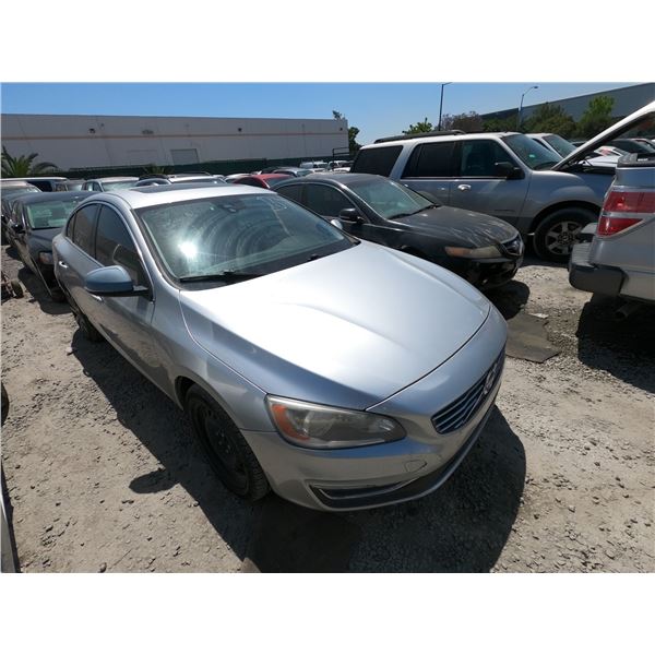 VOLVO S60 2014 OS-T/SALV/REPO