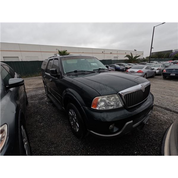 LINCOLN NAVIGATOR 2003 T