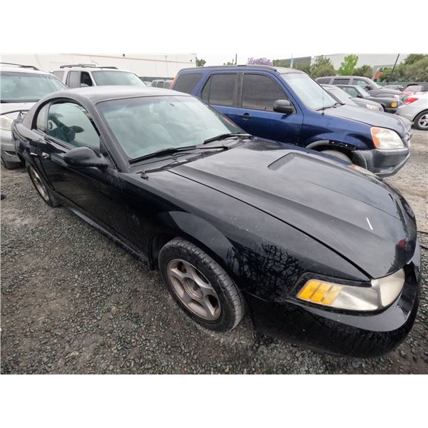 FORD MUSTANG 1999 O/S T-DONATION