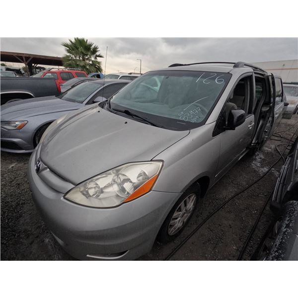TOYOTA SIENNA 2009 T-DONATION