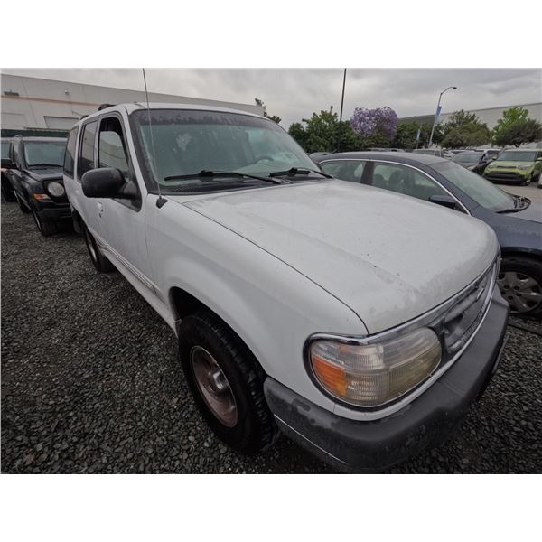 FORD EXPLORER 1999 SALV T/DONATION