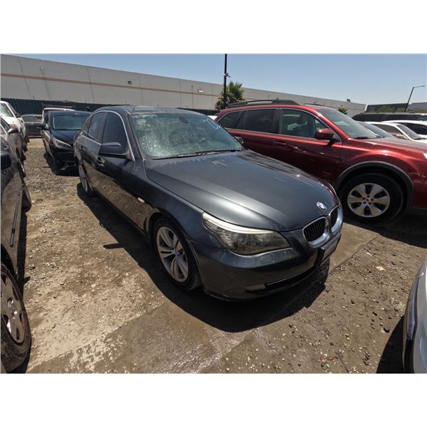 BMW 528I 2010 T-2 DAYS