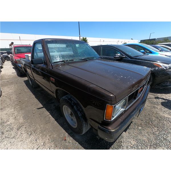GMC S15 PICKUP 1985 T-DONATION