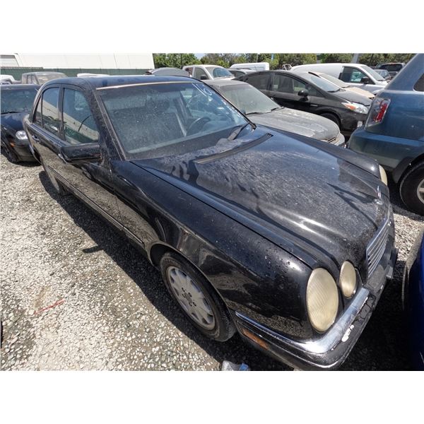 MERCEDES E CLASS 1998 ADT-SALV/DON