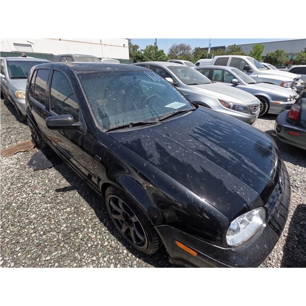 VOLKS GOLF 2000 T-DONATION