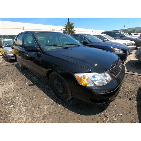 TOYOTA AVALON 2002 SALV T/DONATION
