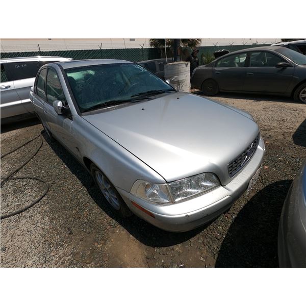VOLVO S40 2003 T-DONATION