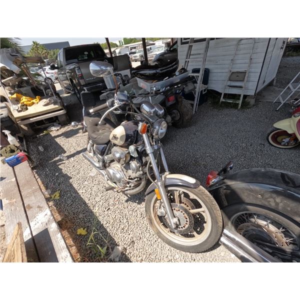 YAMAHA MOTORCYCLE 1998 T-DONATION