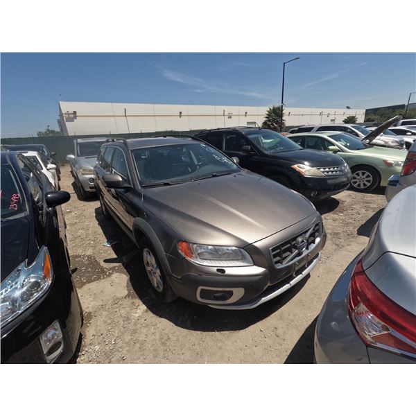 VOLVO XC70 2010 O/S T-DONATION