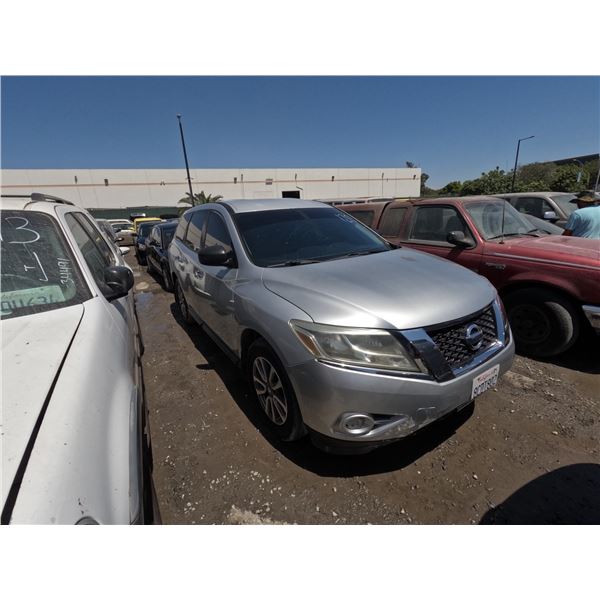 NISSAN PATHFINDER 2013 T/REPO