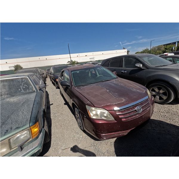 TOYOTA AVALON 2006 T
