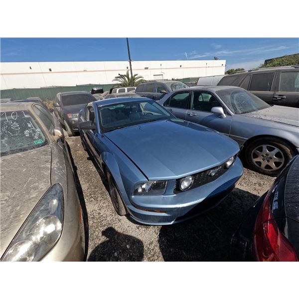 FORD MUSTANG 2005 T-2 DAYS