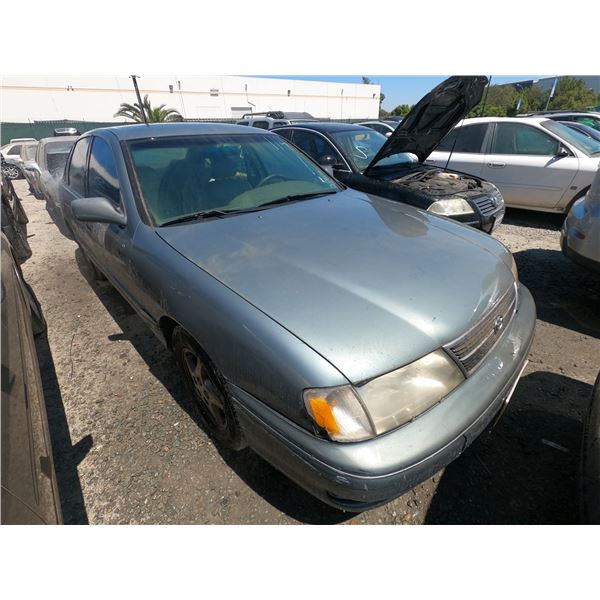 TOYOTA AVALON 1999 ADT-DONATION