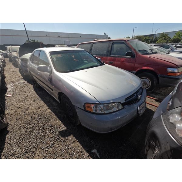 NISSAN ALTIMA 2001 T