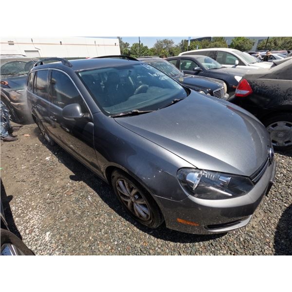 VOLKSWAGEN JETTA 2011 T-DONATION