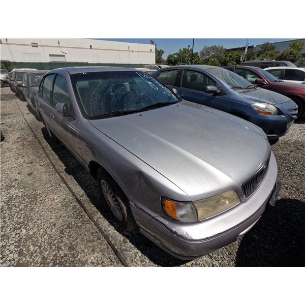INFINITI I30 1996 T-DONATION