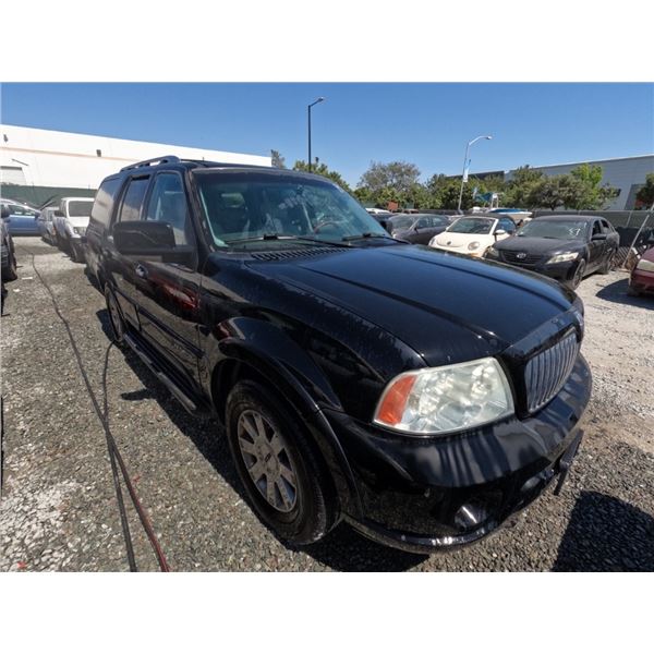 LINCOLN NAVIGATOR 2004 T-DONATION