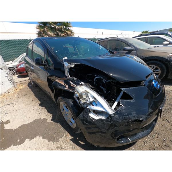 NISSAN LEAF 2013 T-DONATION