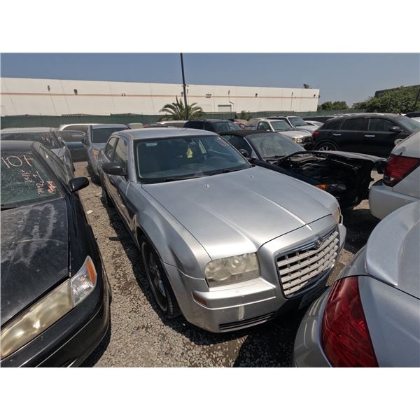 CHRYSLER 300 2005 ADT