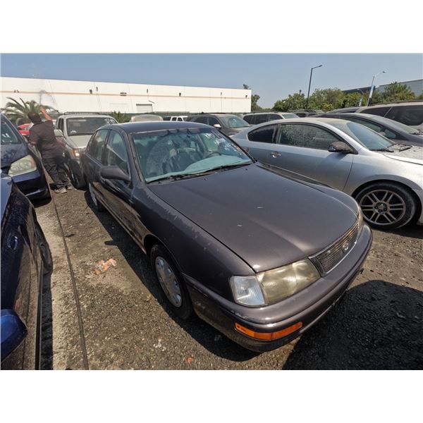 TOYOTA AVALON 1997 T-DONATION