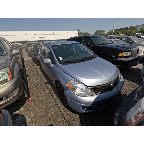 NISSAN VERSA 2011 ADT-DONATION