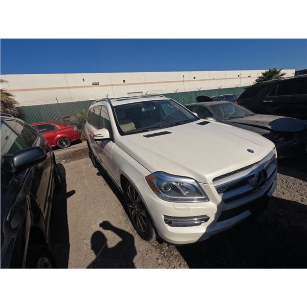 MERCEDES GL CLASS 2015 T-2 DAYS