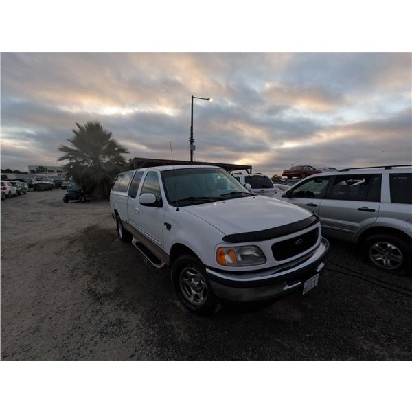 FORD F150 1998 SALV/T