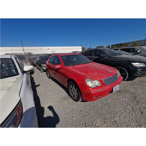 MERCEDES C CLASS 2001 T-DONATION