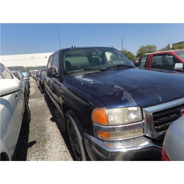 GMC SIERRA 2005 T-DONATION
