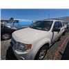 Image 2 : FORD ESCAPE 2010 T-DONATION