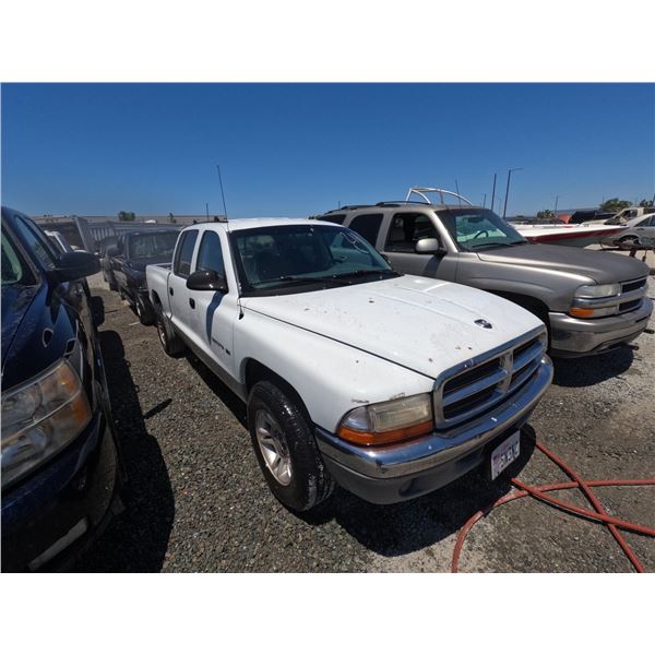 DODGE DAKOTA 2001 O/S T-DONATION
