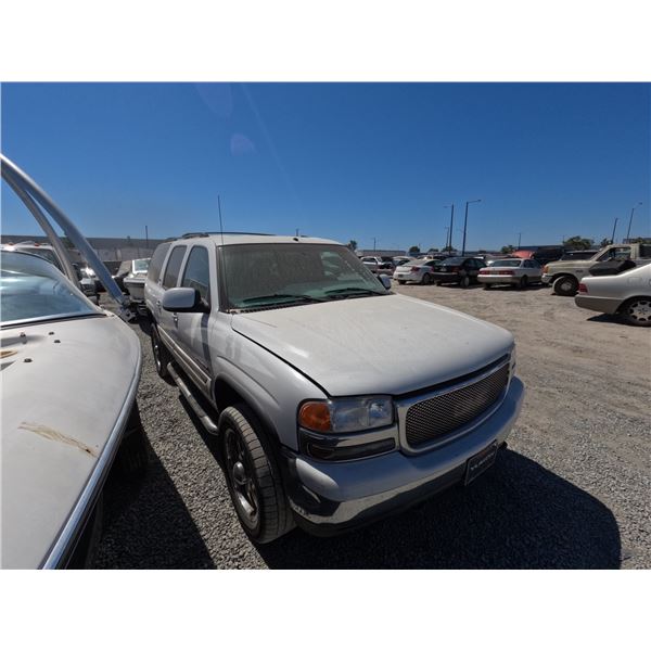 GMC YUKON XL 2002 ADT-DONATION