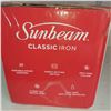 Image 3 : Sunbeam Classic Iron - Mid Size Non-Stick